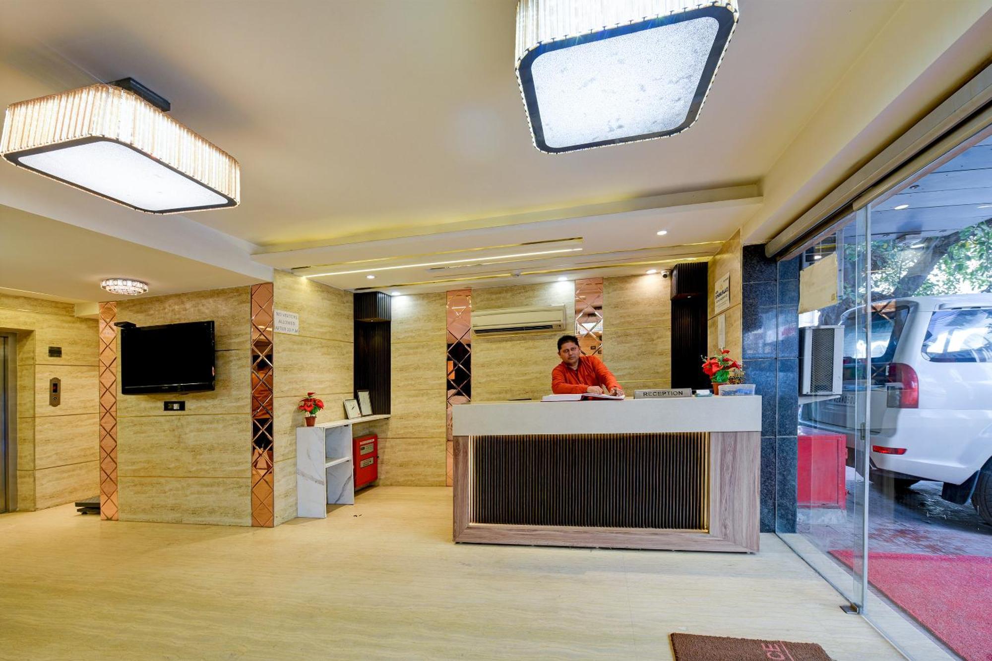 Hotel Sohana Palace Near New Delhi Railway Satation Экстерьер фото